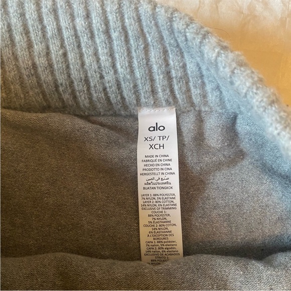 ALO Yoga Women's Cable Knit Winter Bliss Hoodie and Skirt Set - Gray - Picture 6 of 11